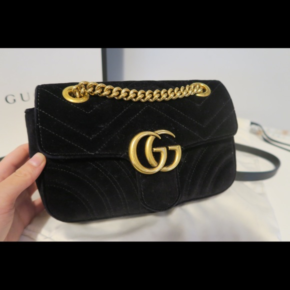 Gucci Small GG Mormont Matelassé Shoulder Bag - Picture 2 of 13